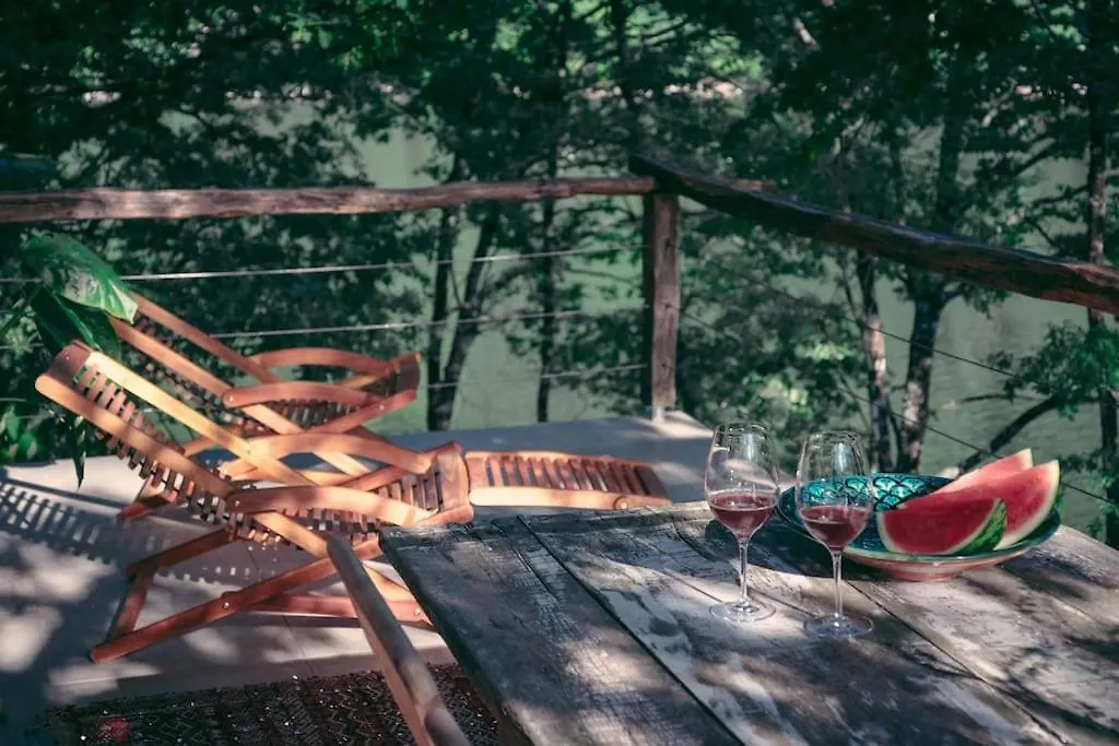 Lake House I // Alauzet Ecolodge + Nature Spa Castelnau-de-Mandailles France
